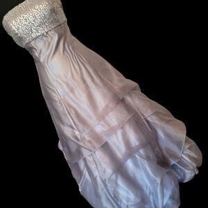 Jessica McClintock fragrance collection sz 5 light gray evening dress
